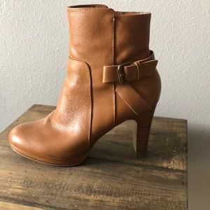 Nine West Tan booties